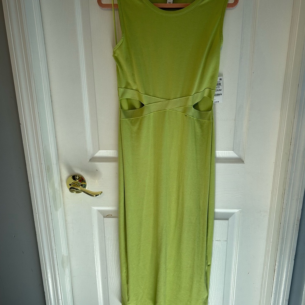 Bar III Green Sheath Midi Dress Crew Neck Sleeveless